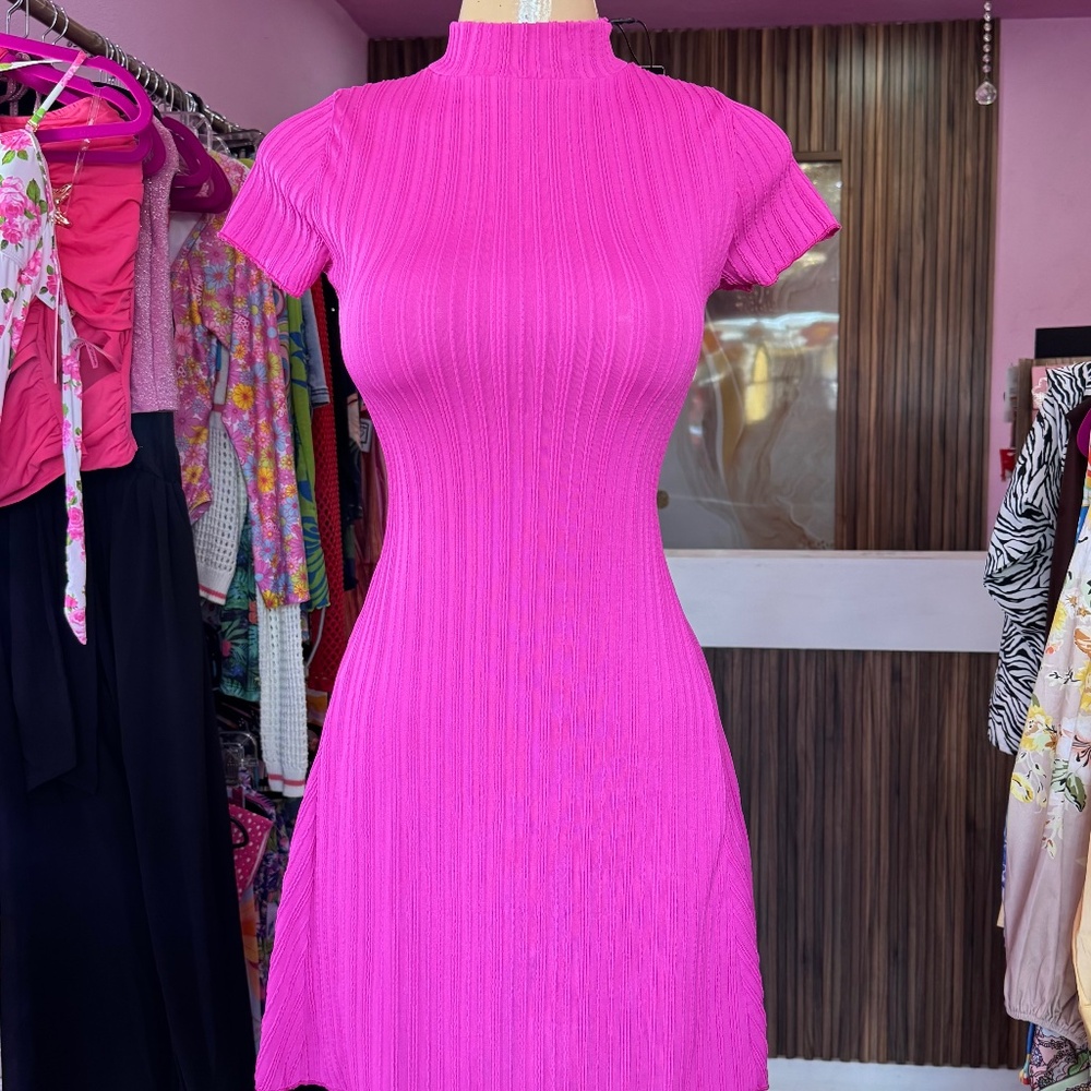 Cute pink casual dress 🌸